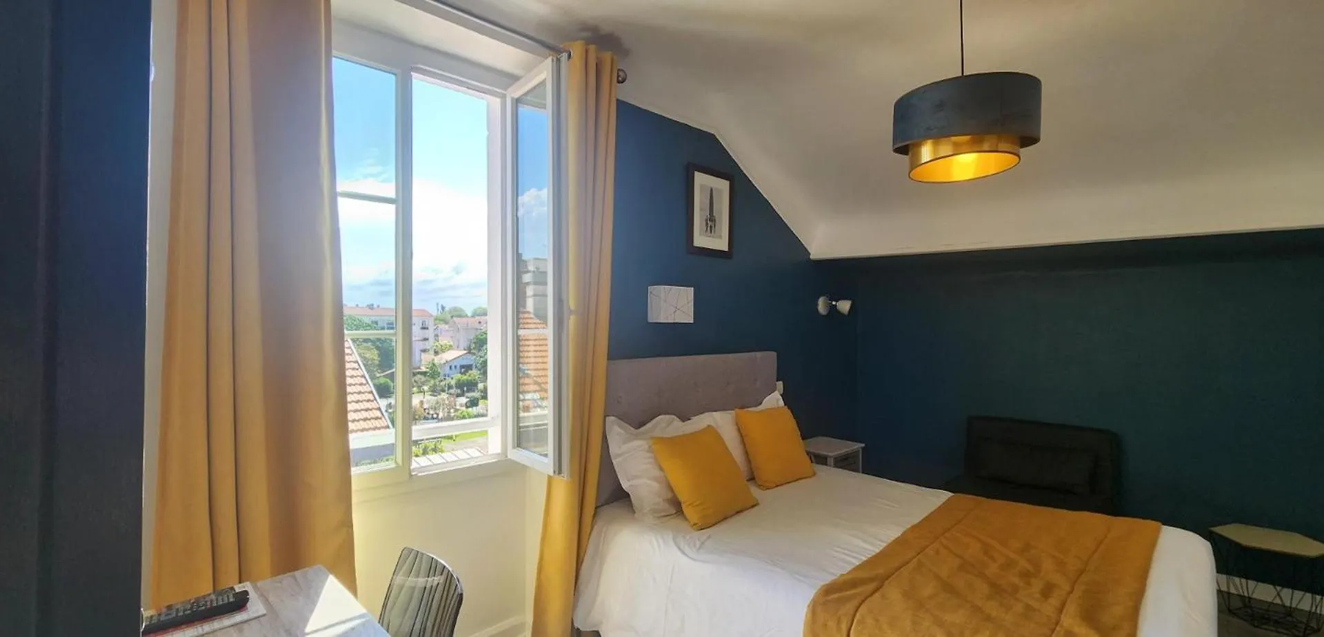Hotel Parc Mazon-Biarritz 2*, Biarritz